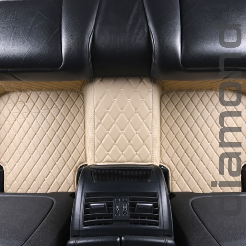 https://diamondofficial.b-cdn.net/wp-content/uploads/2023/09/beige-diamond-car-mats-3-1.jpg